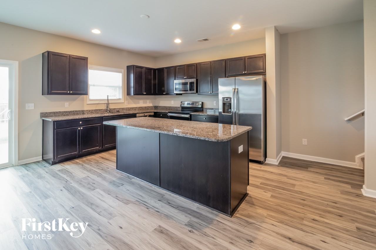 146 Clydesdale Cir - Photo 7 of 15