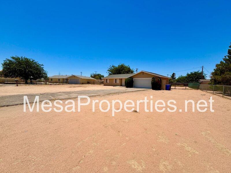 22189 Tajanta Ct - Photo 2 of 27