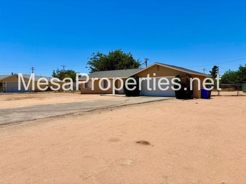 22189 Tajanta Ct - Photo 3 of 27