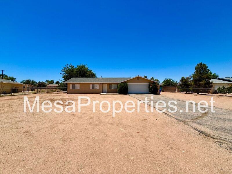 22189 Tajanta Ct - Photo 4 of 27