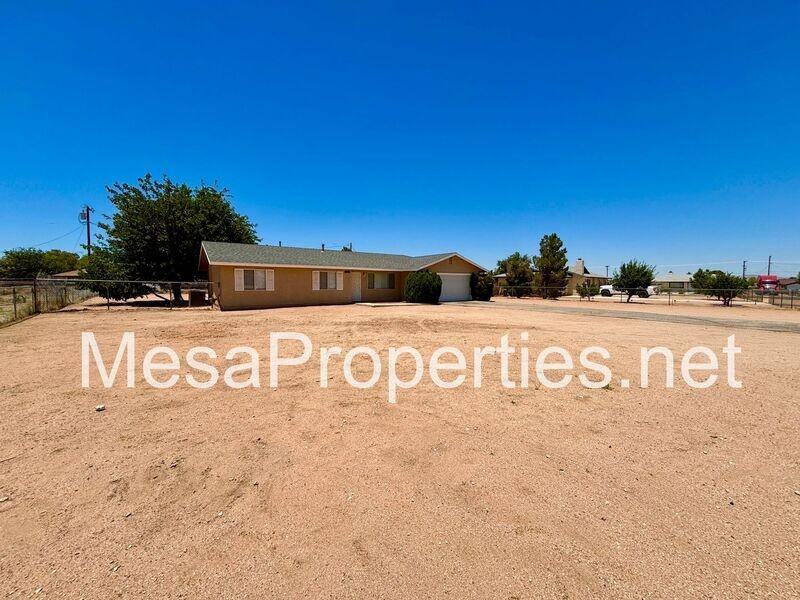 22189 Tajanta Ct - Photo 5 of 27