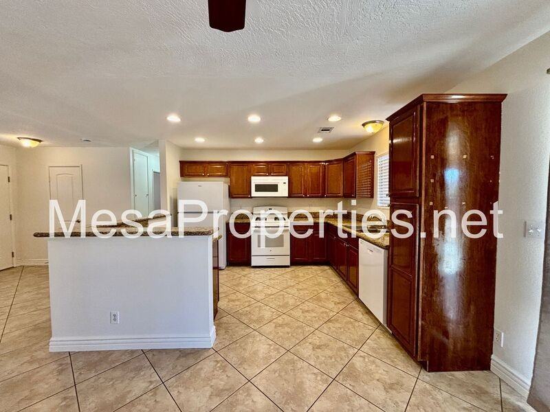 11729 Jamacha Rd - Photo 7 of 23