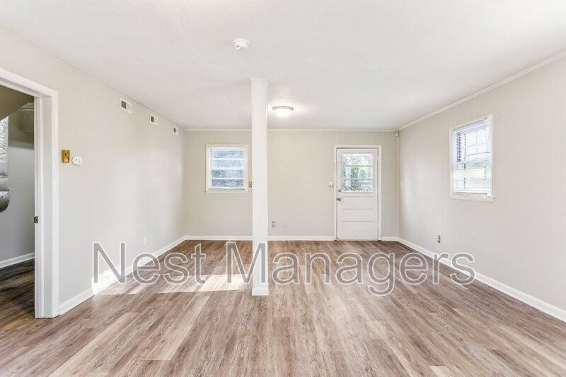 1089 Essex Pl - Photo 6 of 30