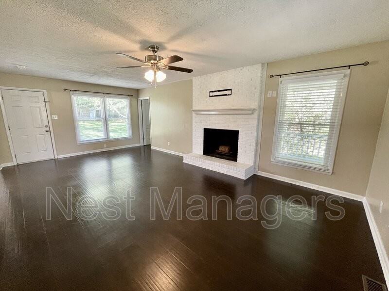 6817 Bryanstone Way - Photo 4 of 24