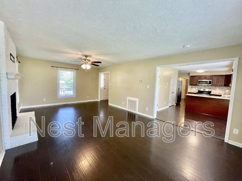 6817 Bryanstone Way - Photo 5 of 24