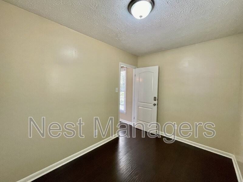 6817 Bryanstone Way - Photo 7 of 24