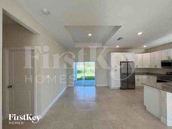 3062 Nw 2nd Pl - Photo 3 of 11