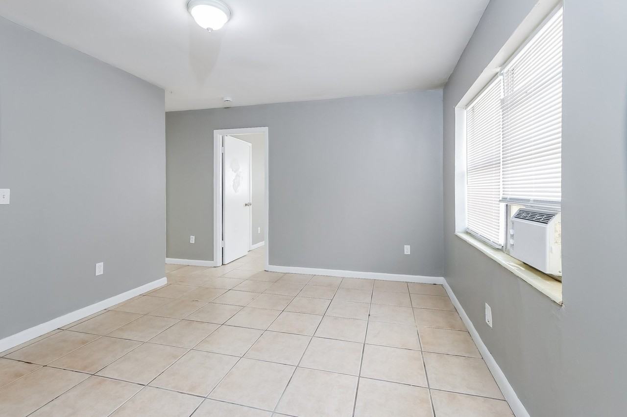 529 North 10th Streetapt A #A - Photo 6 of 16