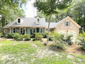 101 Huckleberry Ln - Photo 1 of 1
