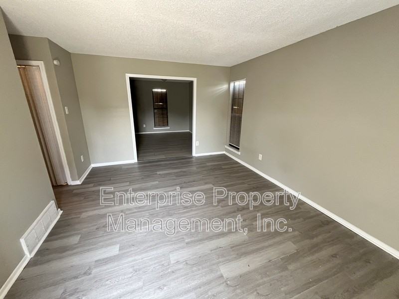 3898 Votive Dr - Photo 2 of 16