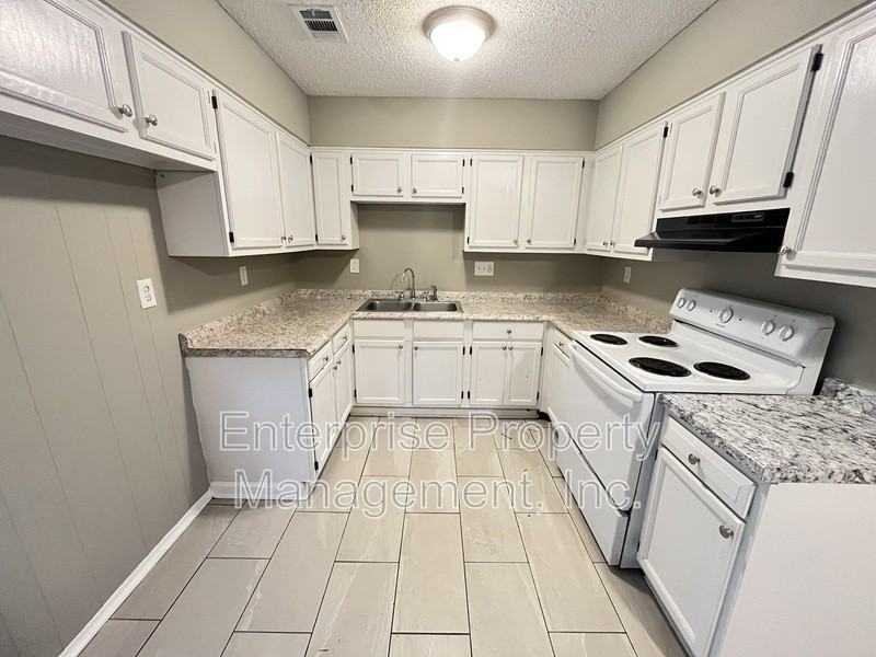 3898 Votive Dr - Photo 6 of 16