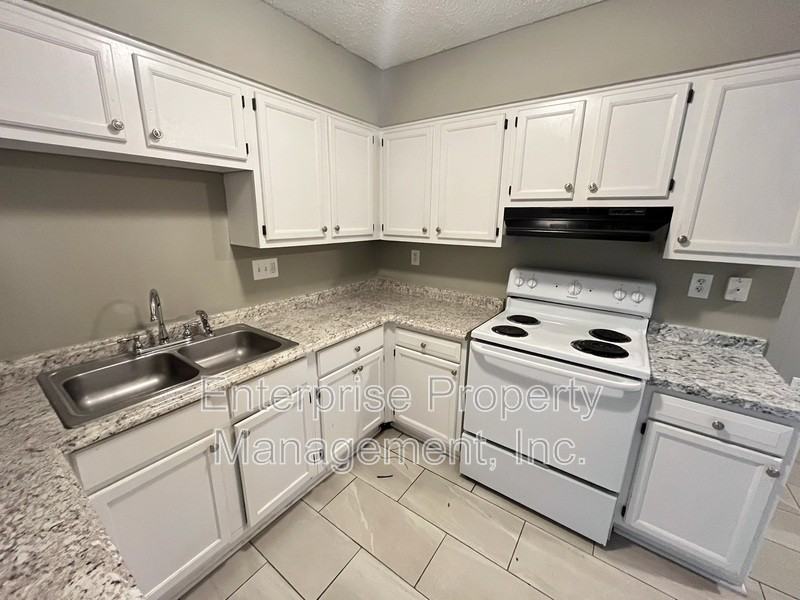 3898 Votive Dr - Photo 7 of 16