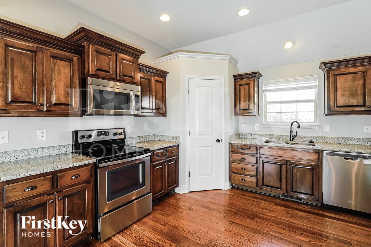 15309 Sycamore St - Photo 6 of 16