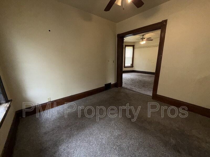 2441 N Dr William Finlayson St - Photo 6 of 8