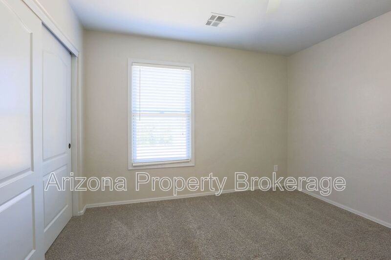 16862 N 182nd Ln - Photo 3 of 26