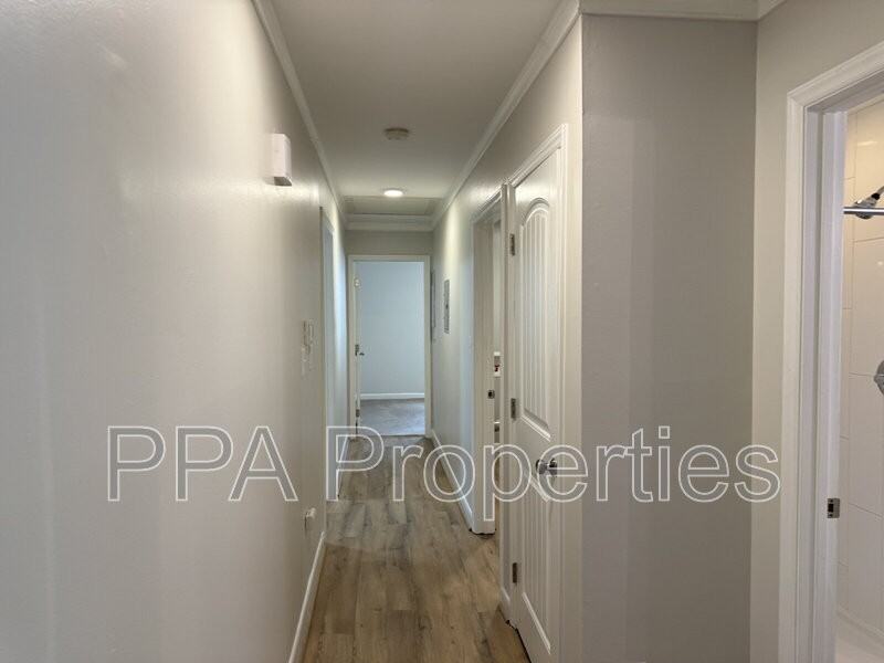 2404 Francis St #2404 - Photo 7 of 25