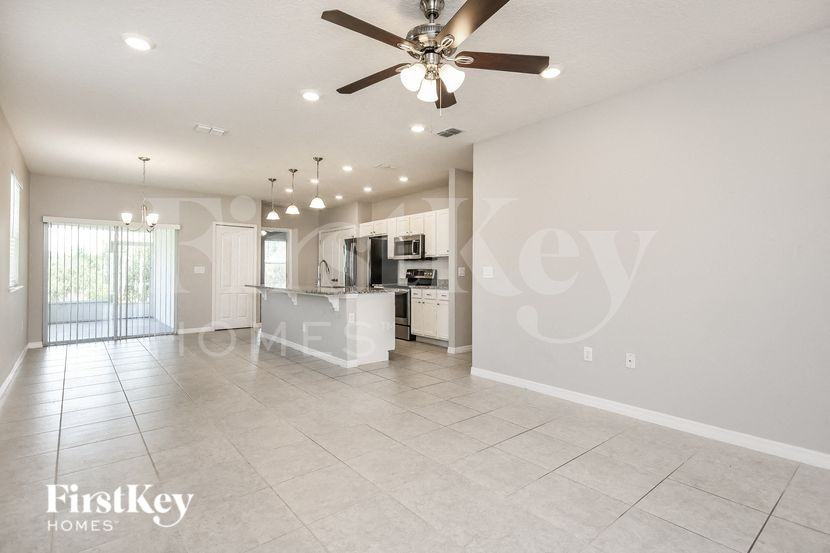 2212 Red Rock Ct - Photo 4 of 16