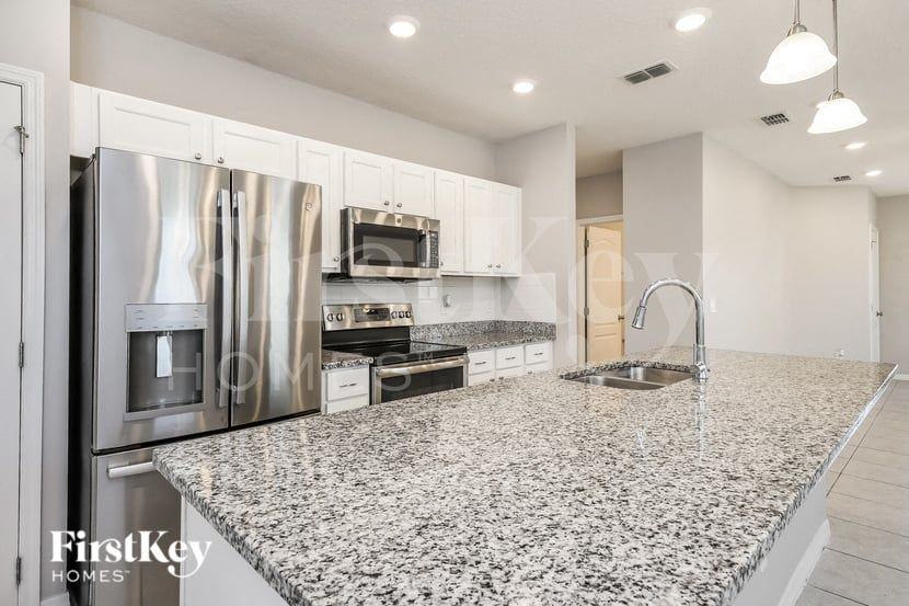 2212 Red Rock Ct - Photo 7 of 16