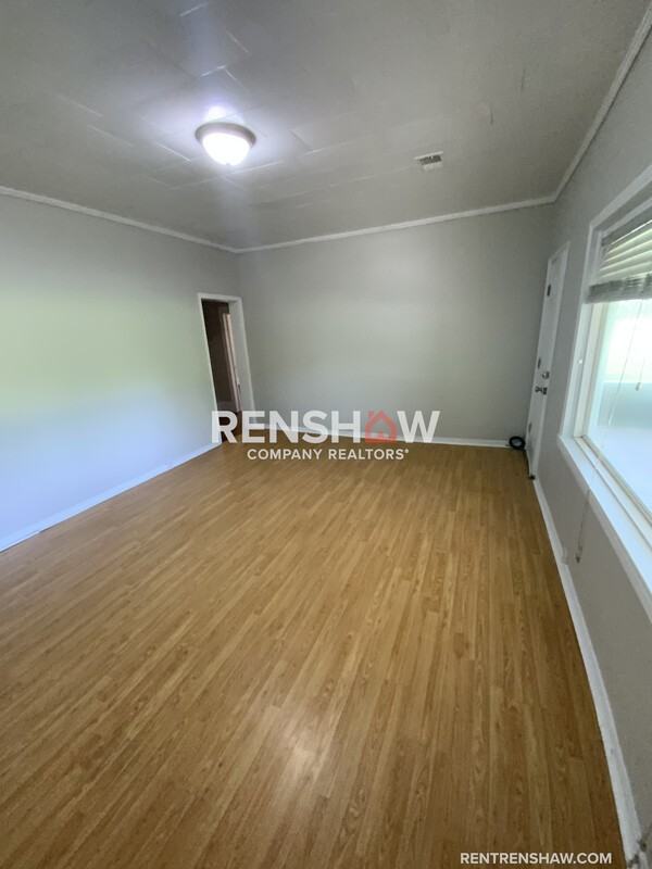 818 S Lexington St - Photo 3 of 15