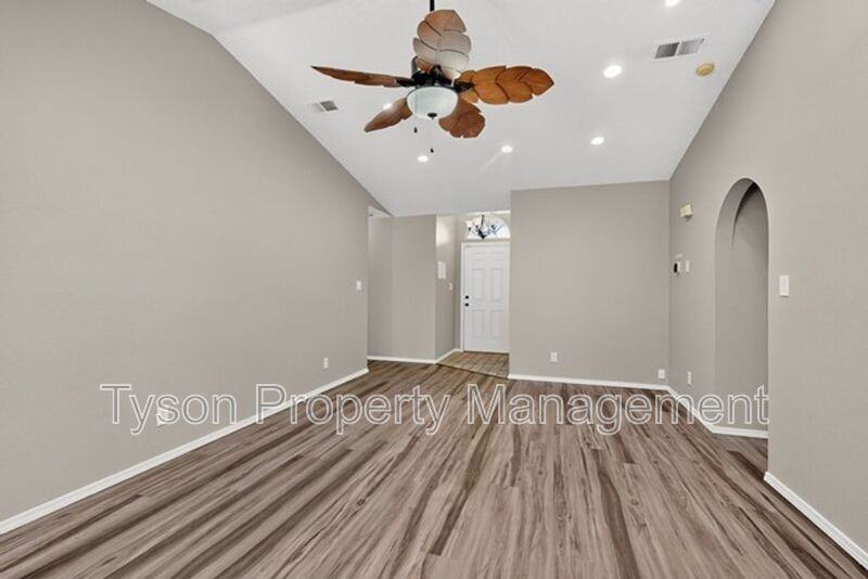 1409 Stoneway Dr Nw - Photo 5 of 35