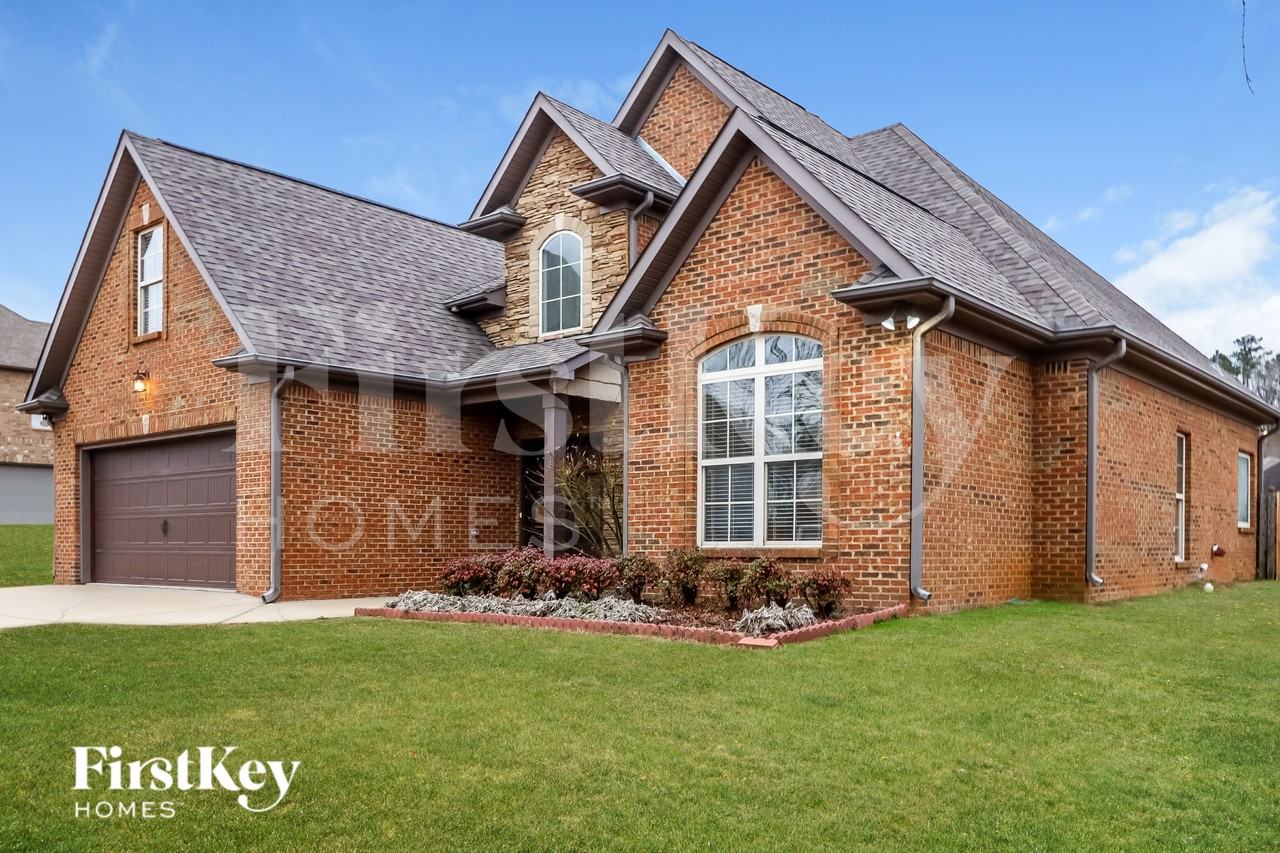 5830 Heritage Park Dr - Photo 3 of 15