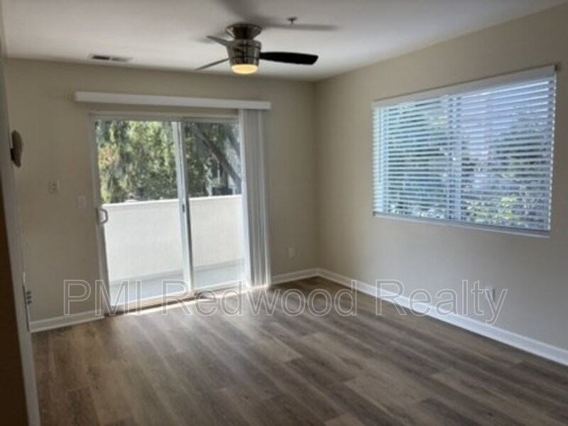 744 Walnut St #6 - Photo 5 of 23
