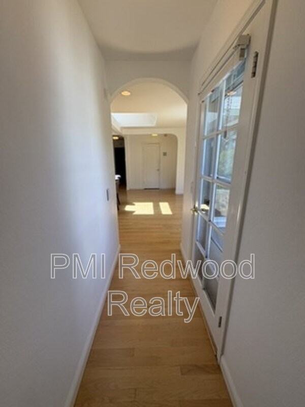 855 15th Ave - Photo 5 of 50