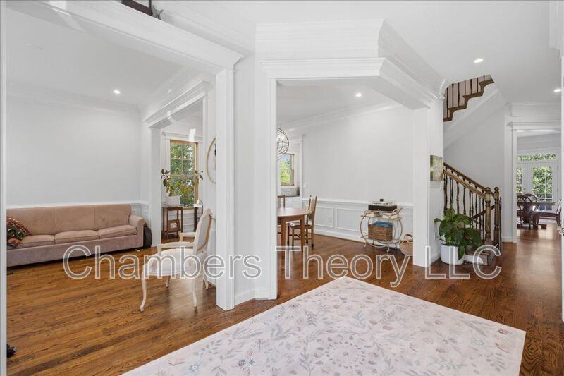 7010 Girard St - Photo 6 of 50