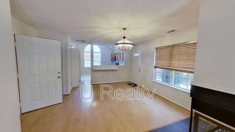 8327 Southgate Commons Dr - Photo 2 of 13