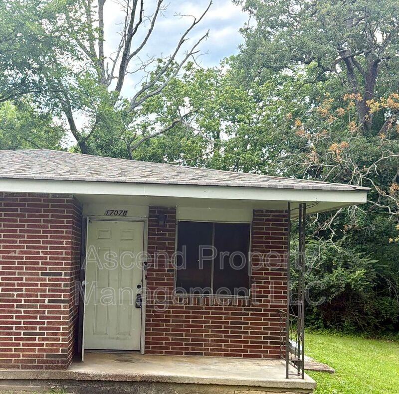 1707 Arlington Ave #B - Photo 7 of 7