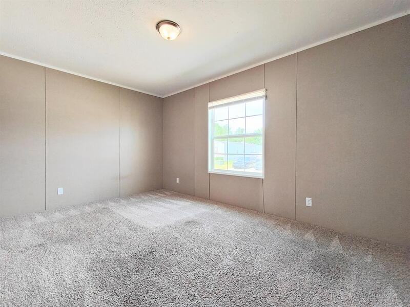 321 Dawn Ln - Photo 6 of 11