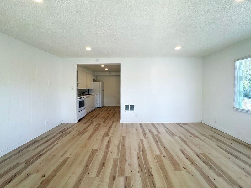 2210 W 19th Ave - Photo 4 of 22