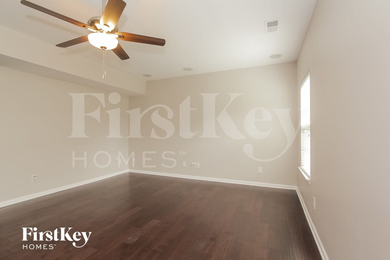124 Alborn Dr - Photo 5 of 16