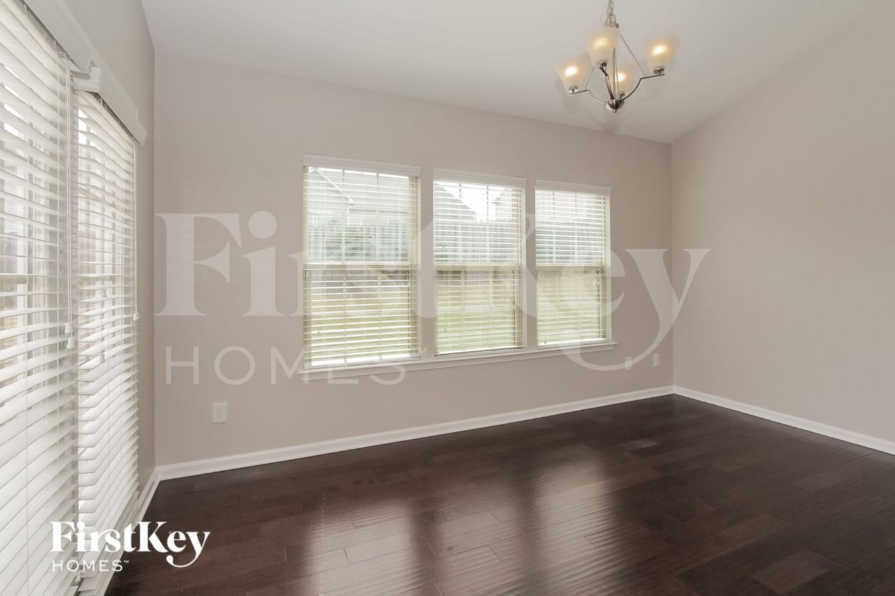 124 Alborn Dr - Photo 6 of 16
