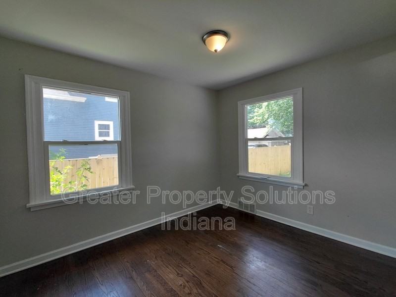 6304 Madison Ave - Photo 4 of 16