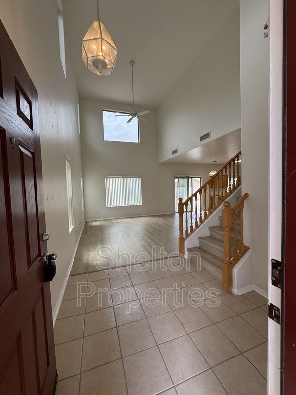 17229 W Caribbean Ln - Photo 2 of 20