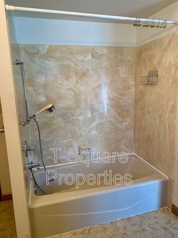 1316 91st Ave Se #68 - Photo 7 of 37