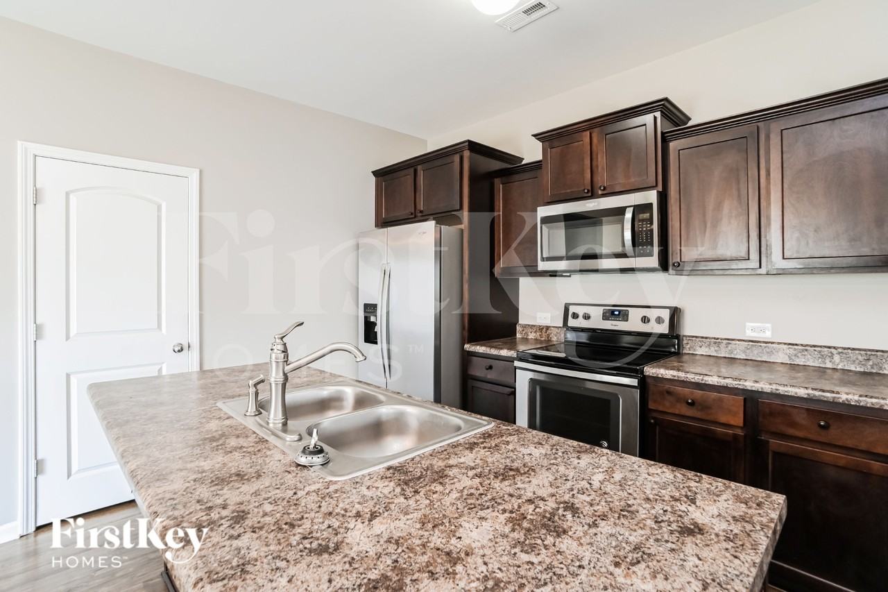 12558 Garron Rd - Photo 6 of 16