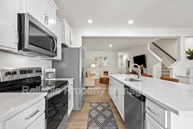 161 Wildflower Cir - Photo 7 of 21