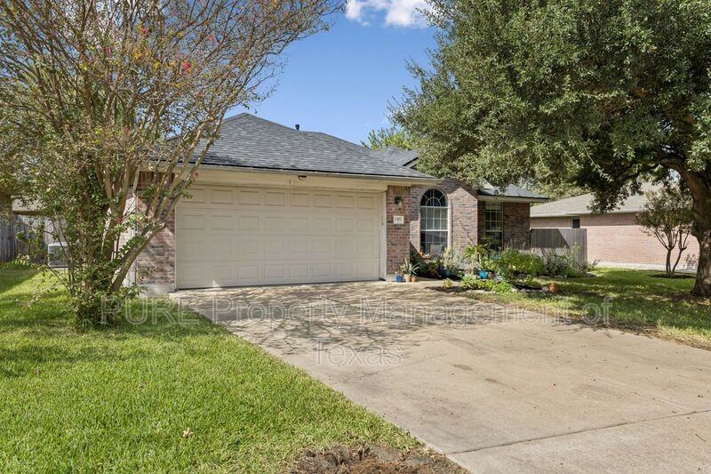 2412 Chestnut Path - Photo 2 of 31