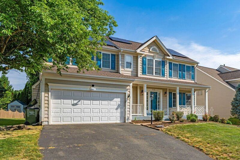9140 Worthington Dr - Photo 3 of 50