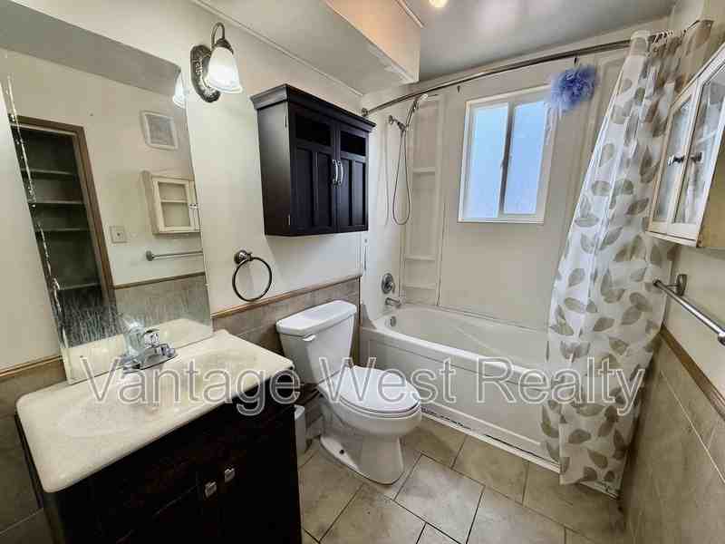 400 Dougall Rd N - Photo 7 of 22
