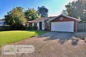 featured image of 2202 Canal Dr