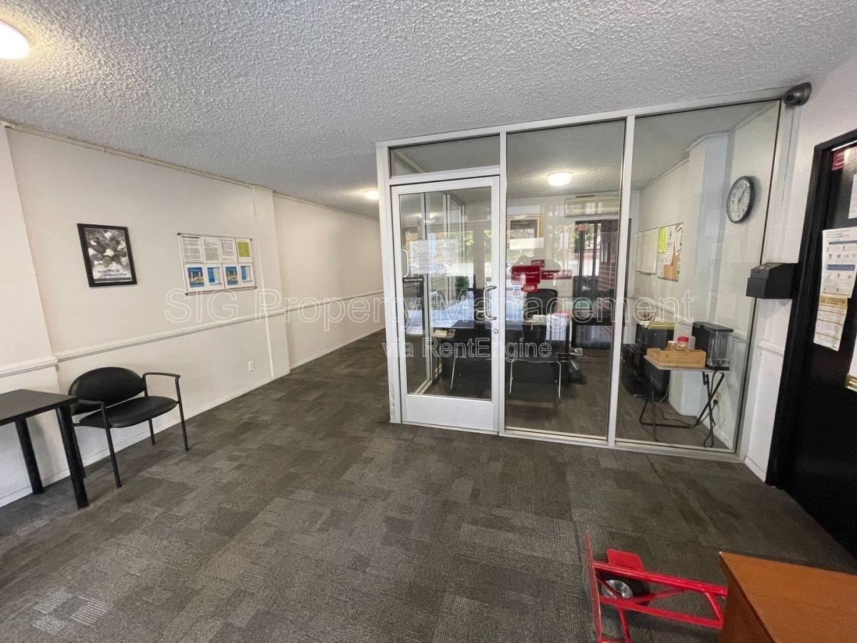 650 N Oakland Ave #650-113 - Photo 5 of 10