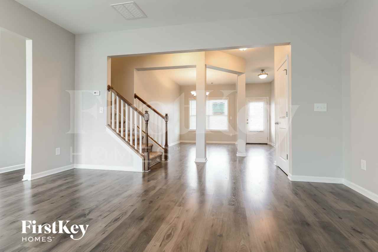2142 Massey Ln - Photo 4 of 16