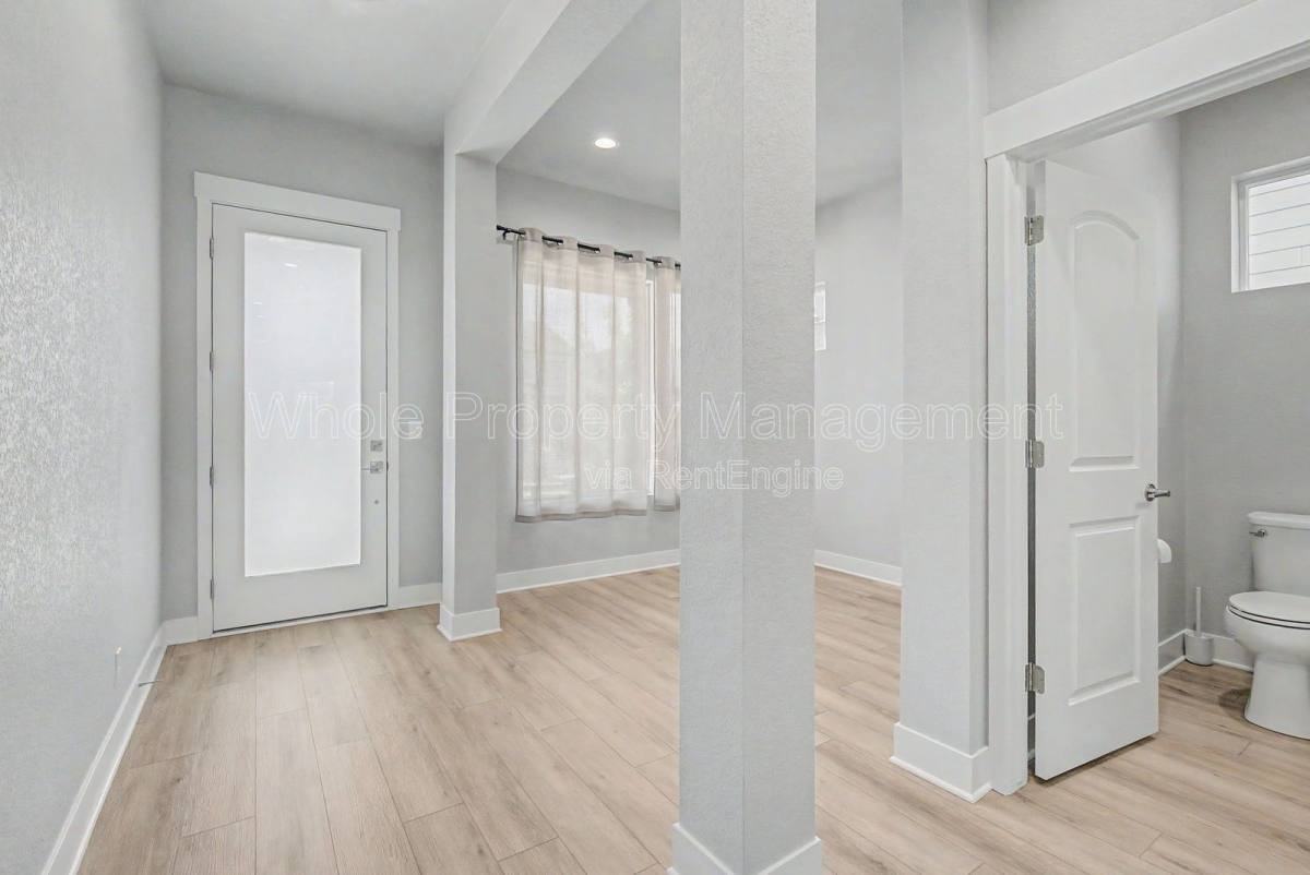 21087 E 62nd Dr - Photo 2 of 10