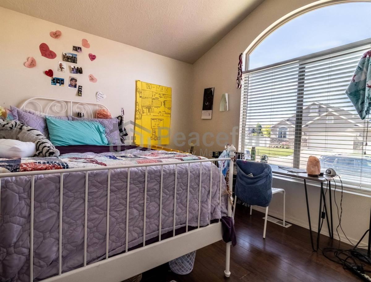 2303 W 2150 N - Photo 7 of 10