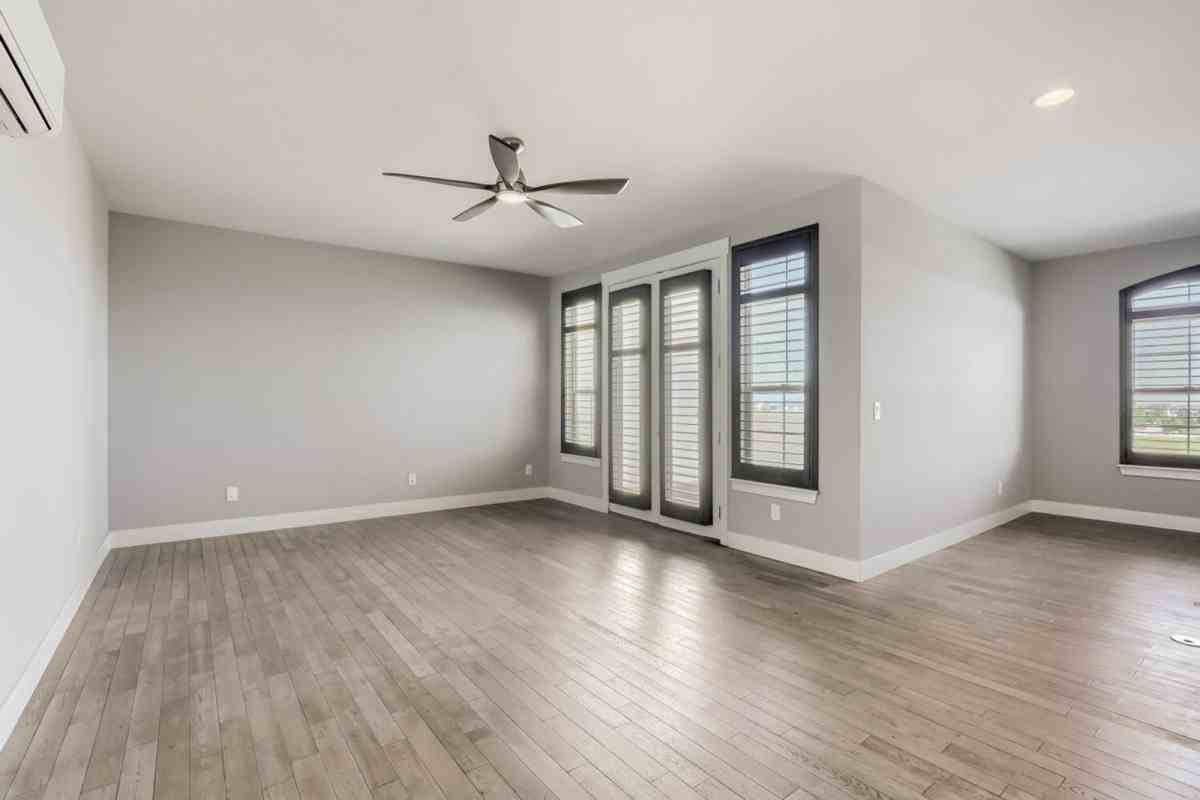 9090 E Martin Luther King Jr Blvd - Photo 2 of 10