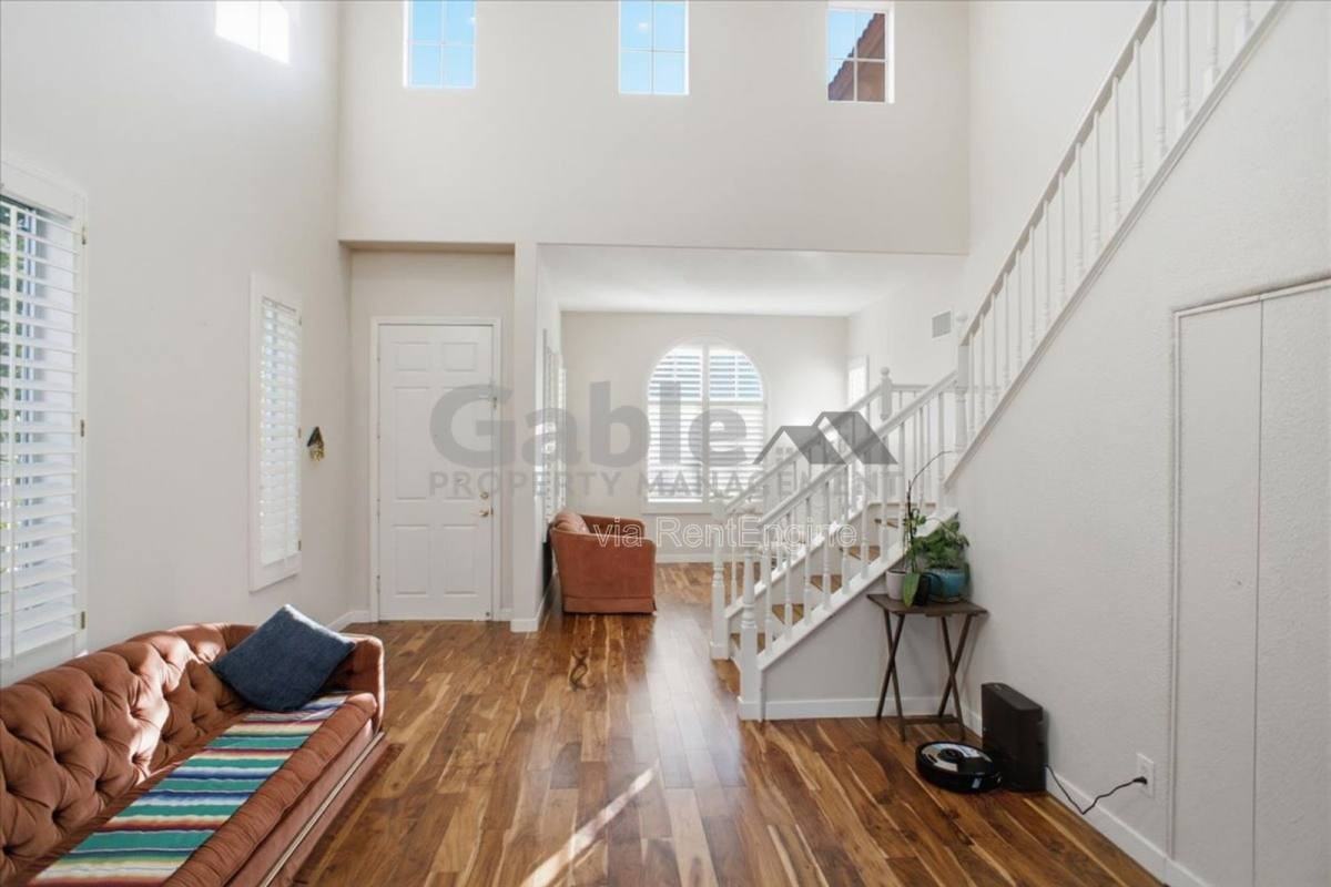 27946 Periwinkle Ln - Photo 2 of 10