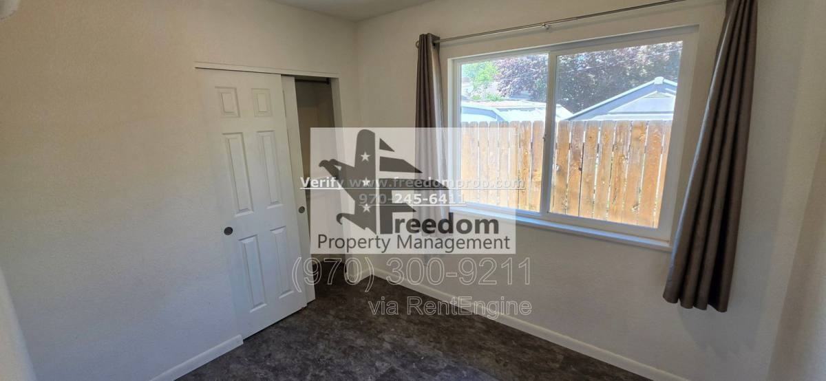 1010 Orchard Ave #B - Photo 5 of 9